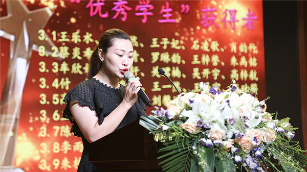 5d3659426da61.jpg 14.jpg